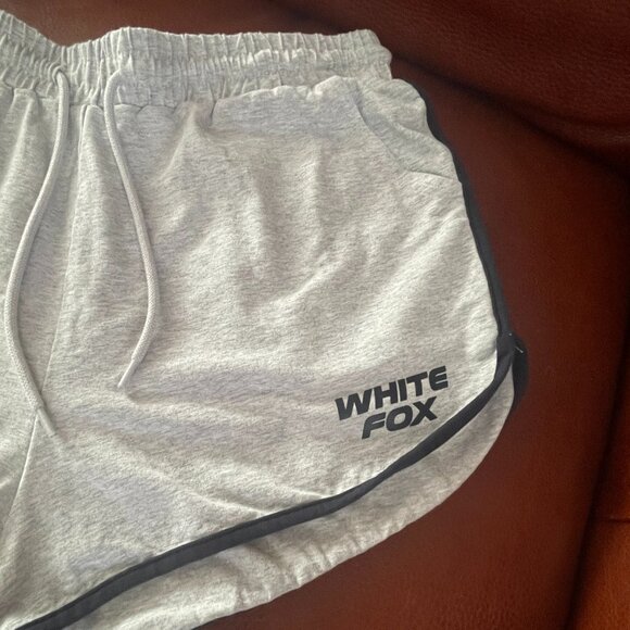 White Fox Women's Gray Lounge Shorts Navy Trim Drawstring Casual Comfy Size: M - Picture 3 of 7